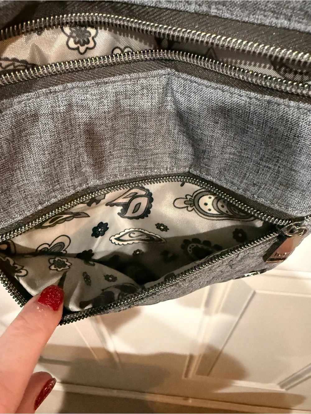 LUG Skipper Quilted Grey Crossbody Shoulder Bag